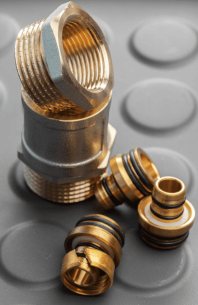 Pipe valve fittings